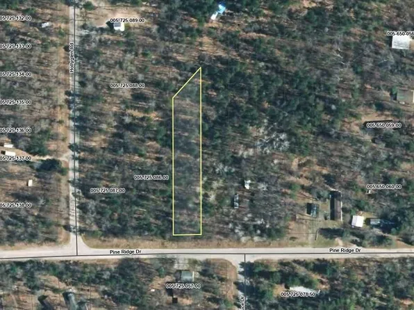 3282 Pine Ridge St, Lewiston, MI 49756