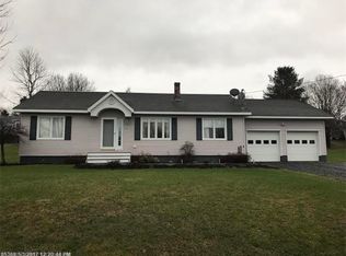49 University St, Presque Isle, ME 04769