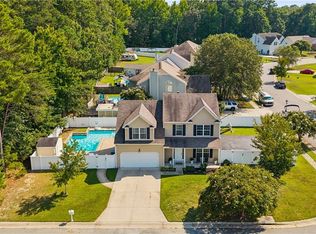 6962 Lakeside Dr, Hayes, VA 23072