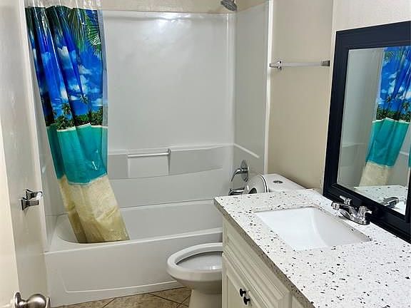 3rd image of 2903 Sockeye Dr