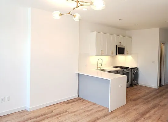 Rented by Coldwell Banker Reliable Real Estate | media 22
