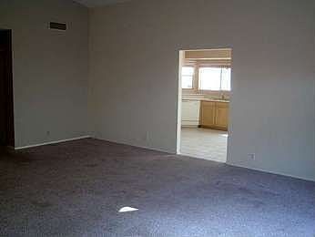 4th image of 9007 W Palm Ln