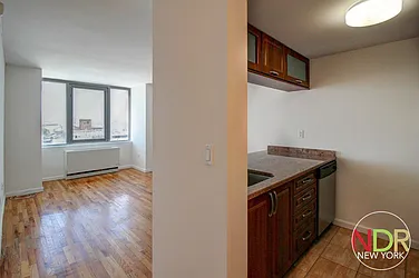 Rented by Next Door Realty NYC
