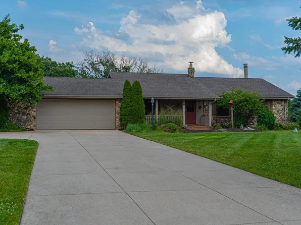 W330S8238 Isabelle DRIVE, Mukwonago, WI 53149