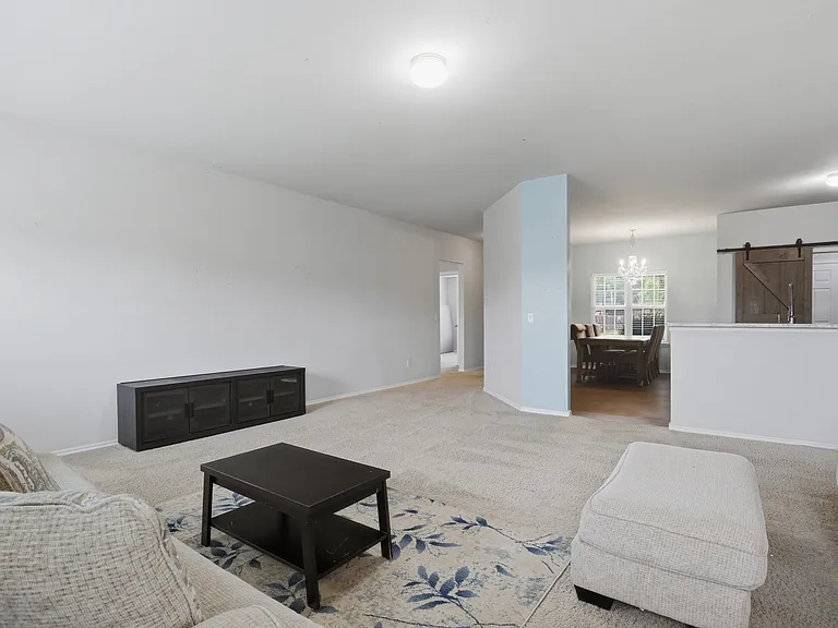 1200 Granite Ln — Photo 8