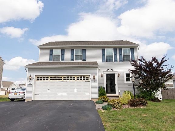 2nd image of 66 Silversides Way