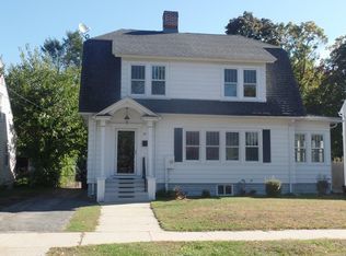 37 Gillette Ave, Springfield, MA 01118