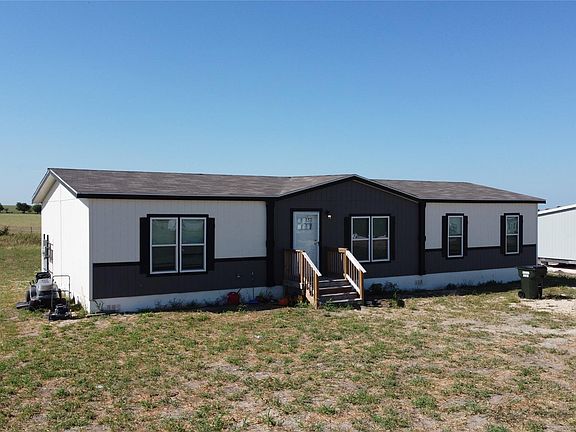 3rd image of 1338 Wheatgrass Rd