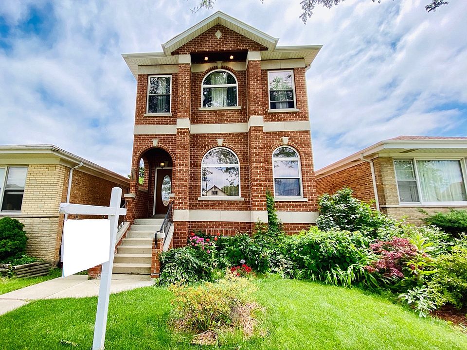 1st image of 3523 N Neenah Ave