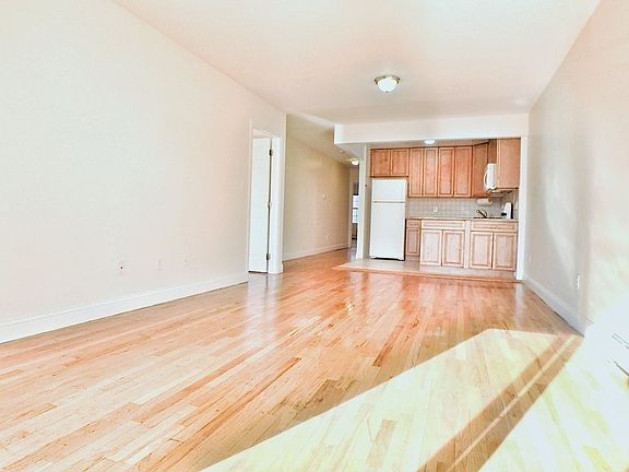 4th image of 45-09 25th Ave #2B
