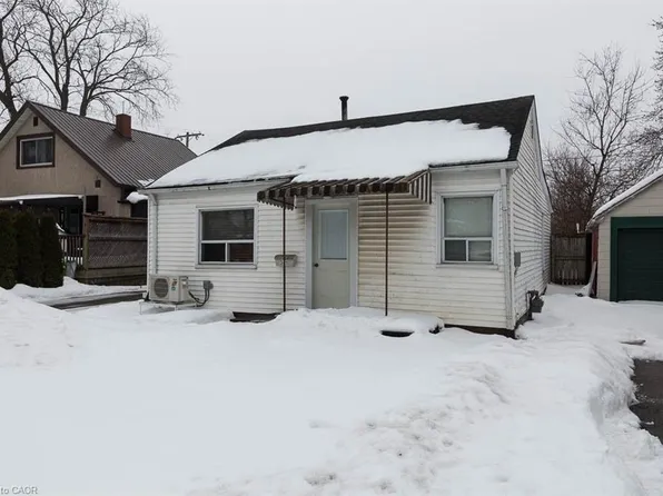 341 Corvette St, Welland, ON L3B 4S5