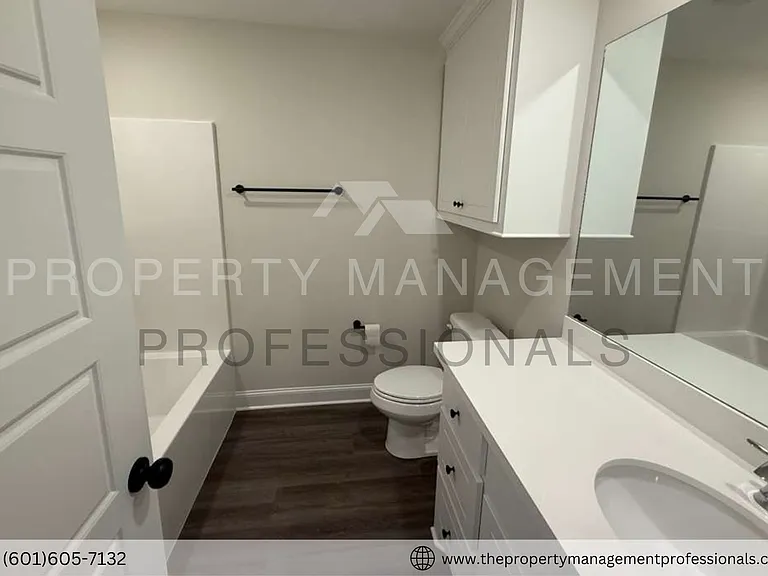 571 Patrick Farms Dr — Photo 24