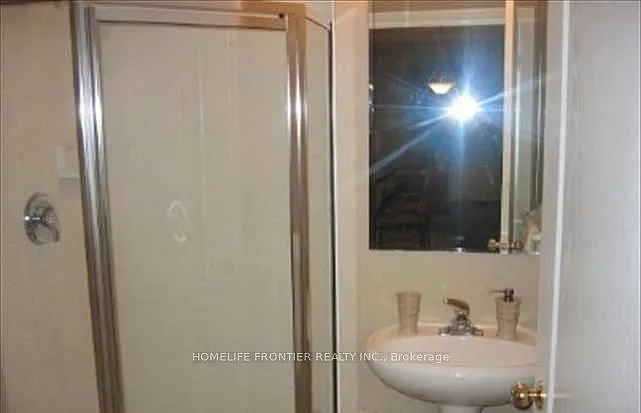 3351 Cawthra Rd #402 — Photo 7