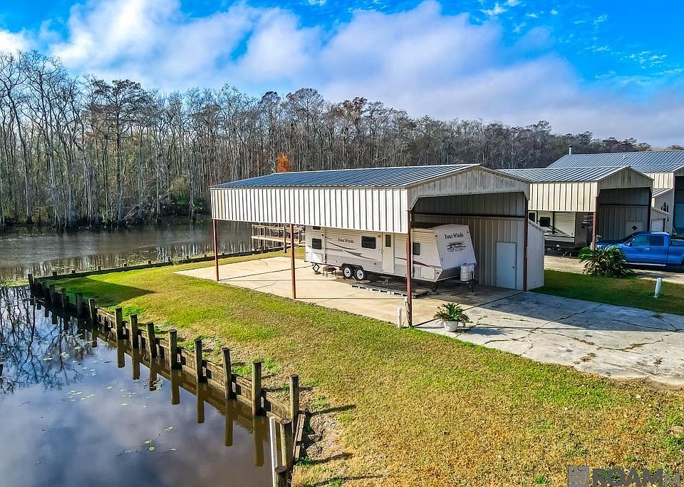 1st image of 23340 Chene Blanc Ln