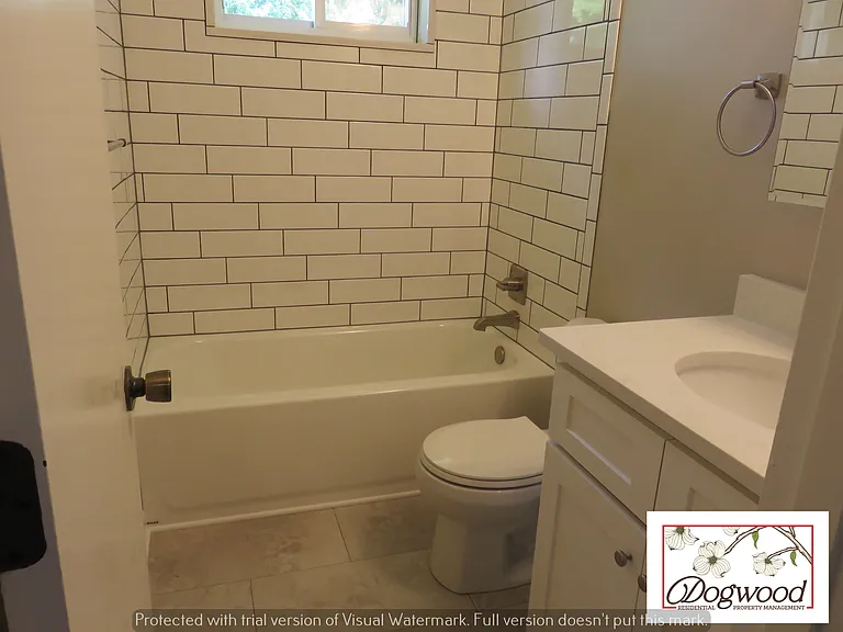 8090 Dunwoody Rd — Photo 9