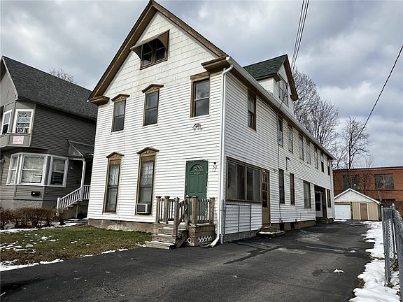 2nd image of 52 Dr Samuel McCree Way