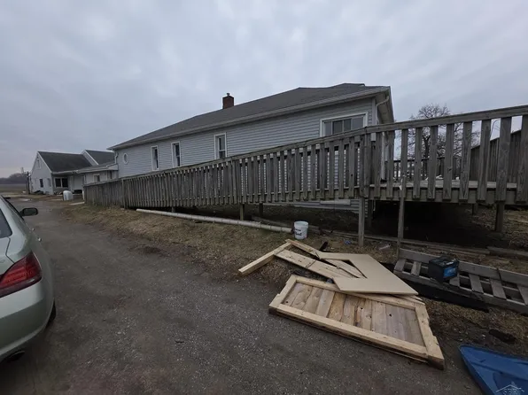 2418 Wetters Rd, Bay City, MI 48708