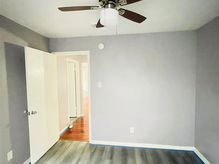 6406 Bayou Crest Dr — Photo 14