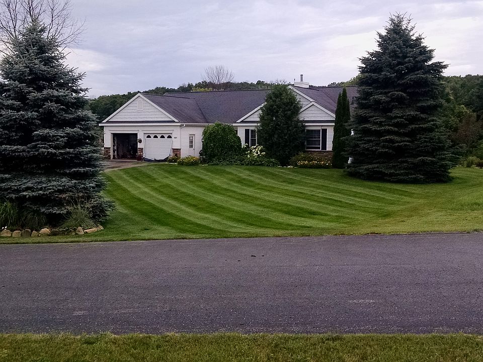 1st image of 101 Fairway Ct