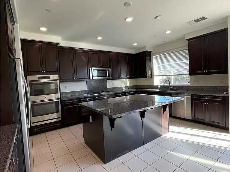 13245 Winslow Dr — Photo 3