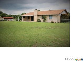 902 Lynn Ln, Copperas Cove, TX 76522