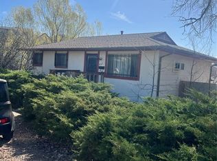 821 Paradise Ln, Colorado Springs, CO 80904