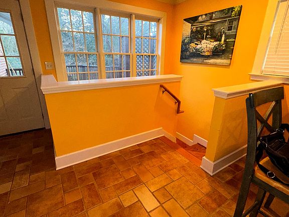 3rd image of 2108 Lombardy Cir