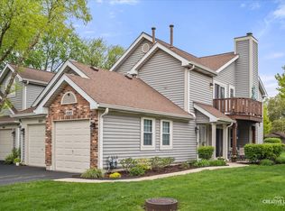1085 Rockport Dr, Carol Stream, IL 60188