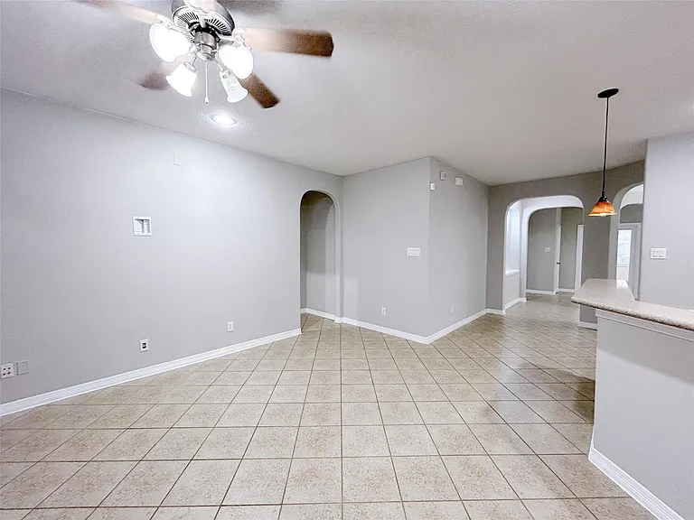 5523 Baby Blue Ln — Photo 28