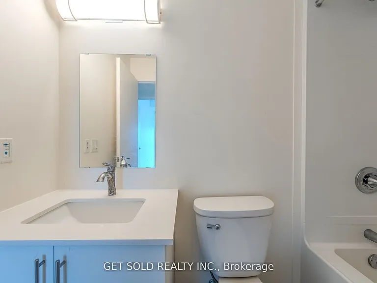 128 King St N #1105 — Photo 12