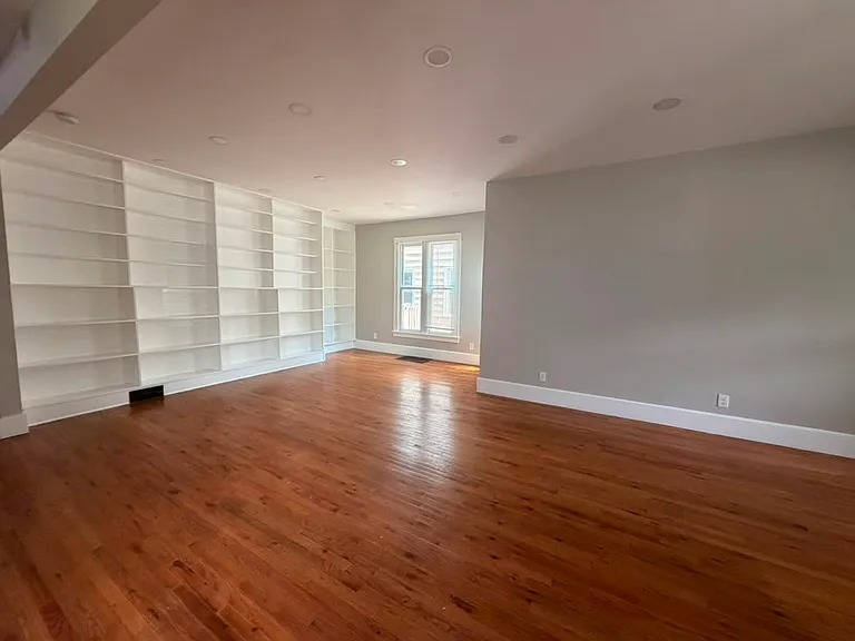 117 Maple St #117A — Photo 7