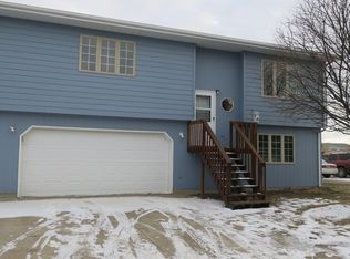 1410 N Harrison Ave, Pierre, SD 57501