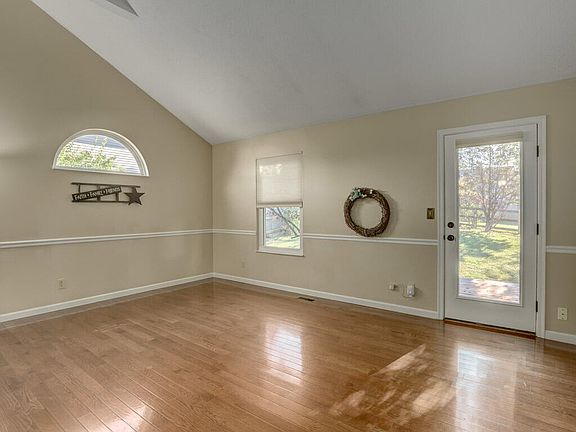 3rd image of 1249 Reliance Ct