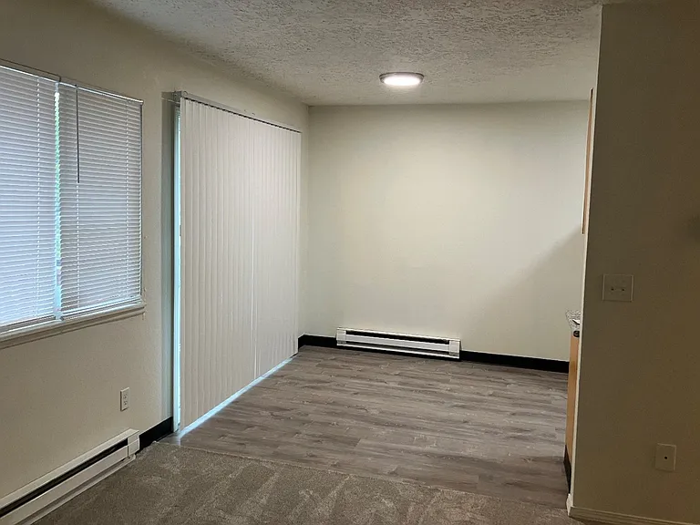 2700 SE Courtney Ave — Photo 15