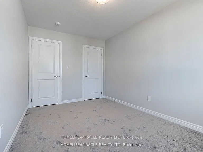 140 Aquasanta Cres — Photo 28