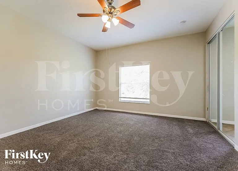 820 Poinsettia Ave — Photo 10