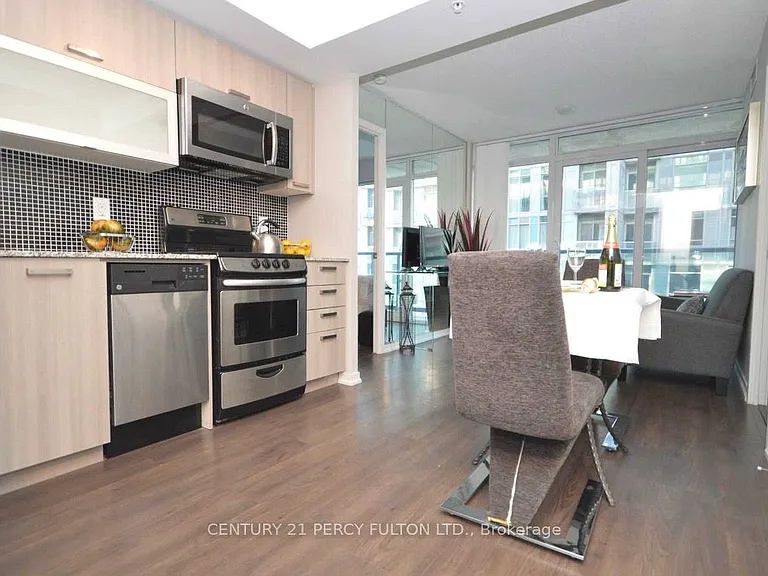36 Lisgar St #1816 — Photo 6