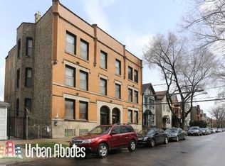 1358 W Barry Ave #2, Chicago, IL 60657