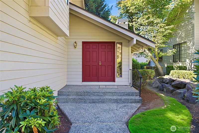 2nd image of 16177 SE 33rd Circle