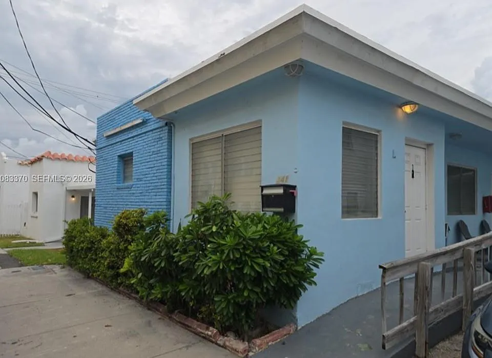341 Monroe St #4