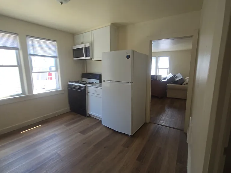 1556 W Mitchell St #1 — Photo 1