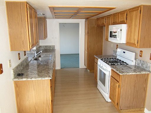 4th image of 2544 Blue Haven Ln