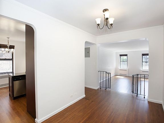 2nd image of 290 6th Ave APT 5D