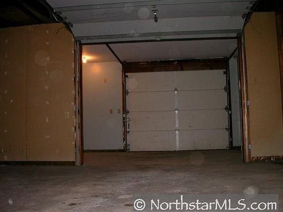4th image of 595 Lois Ln