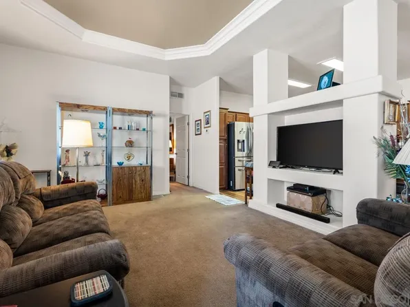 525 W El Norte Pkwy Space 75, Escondido, CA 92026