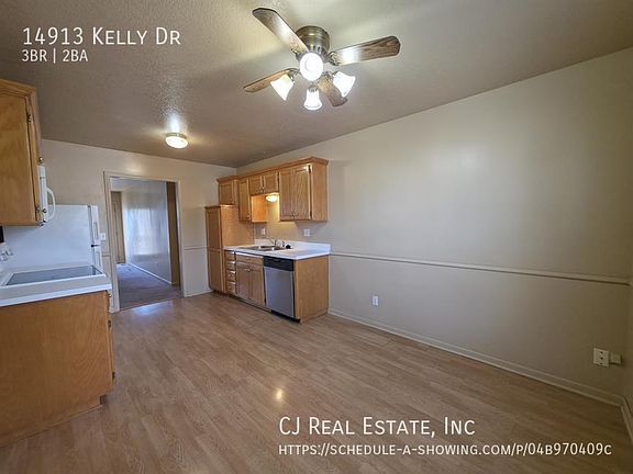 3rd image of 14913 Kelly Dr