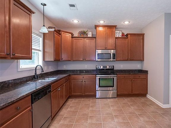 2nd image of 19 Brentview Dr