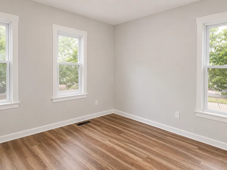 431 Greenwich Ave #1 — Photo 1