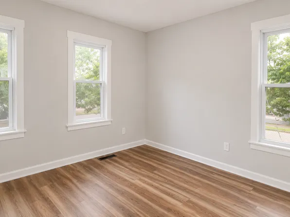 431 Greenwich Ave #1, New Haven, CT 06519
