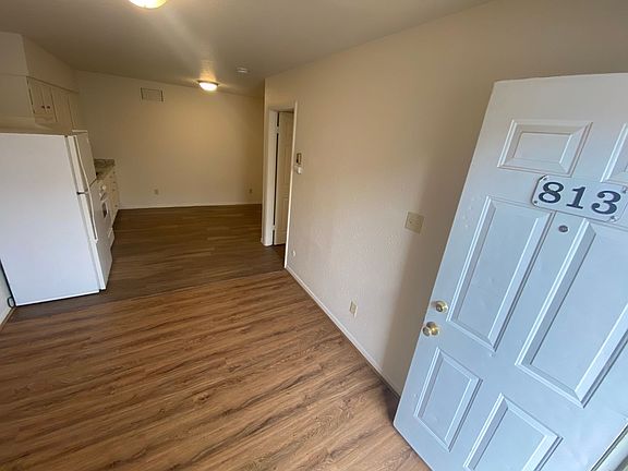 3rd image of 3121 Main Ave #813